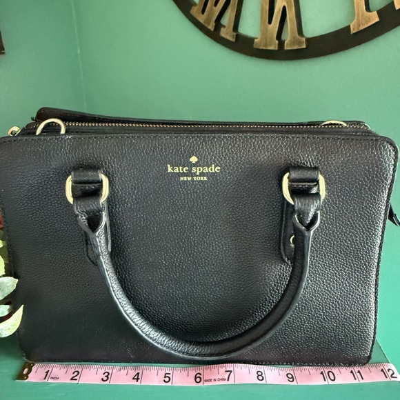 Kate Spade Mulberry Street Lise Satchel - Picture 9 of 17